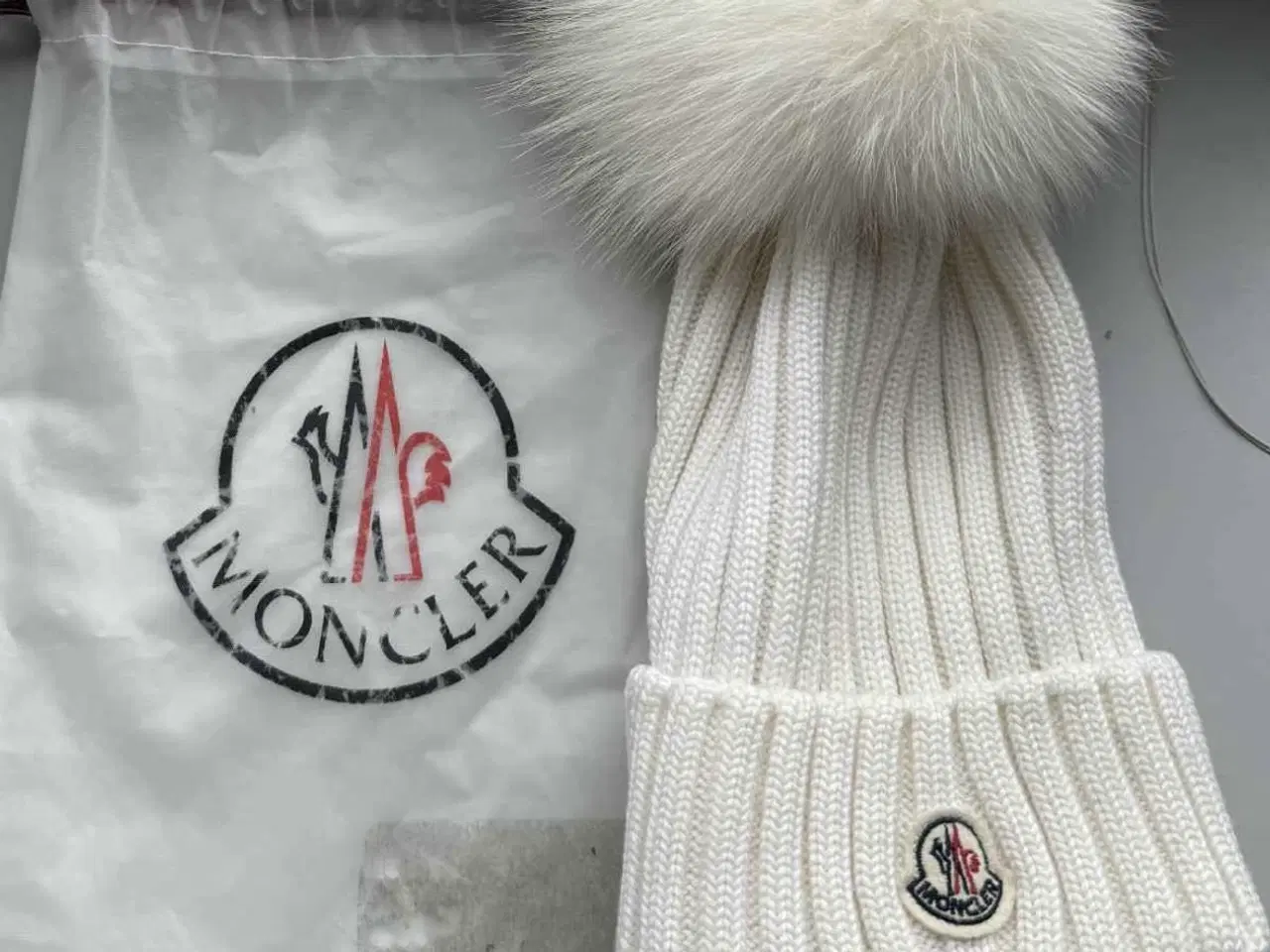 Billede 2 - Moncler hue - onesize