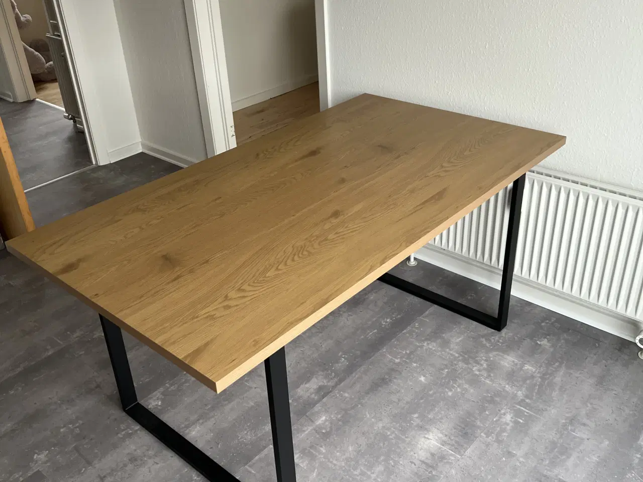 Billede 3 - Helt Nyt Spisebord