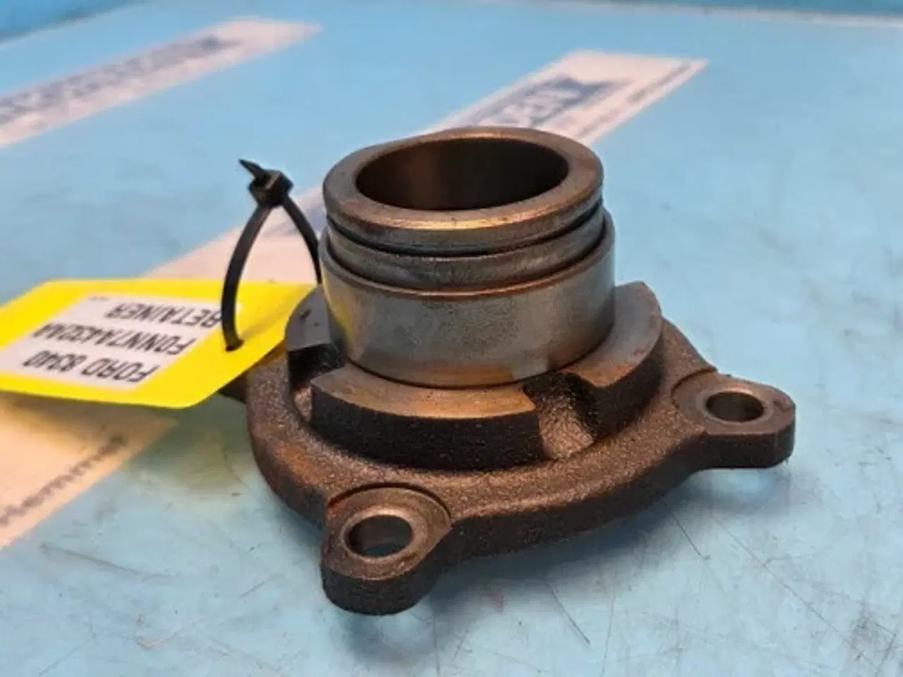 Billede 8 - Ford 8340 Holder F0NN7A432AA