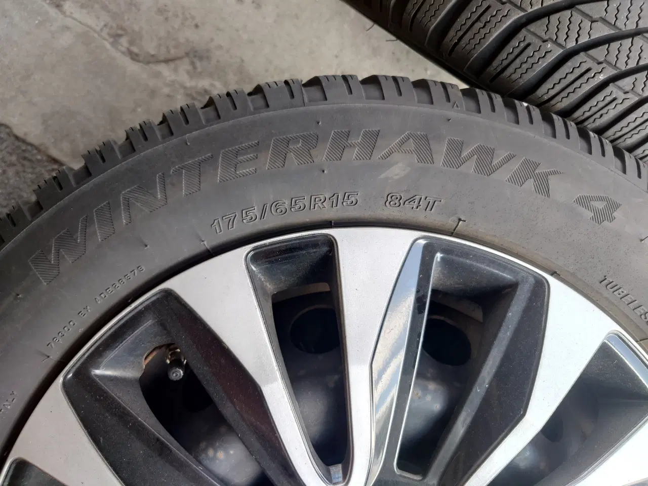 Billede 4 - Firestone Winterhawk 175/65R15