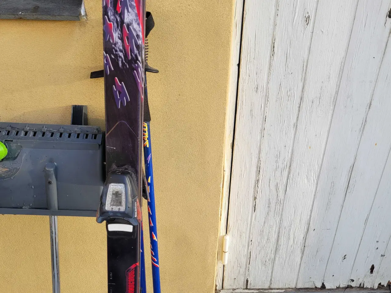 Billede 2 - fine skisæt 200kr  2 par skøjter 100kr