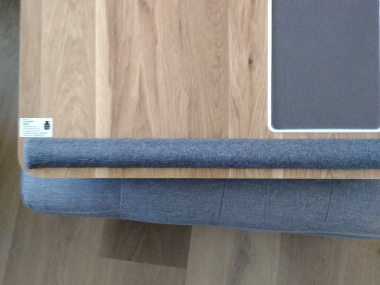 Billede 1 - En laptop pude til salg 