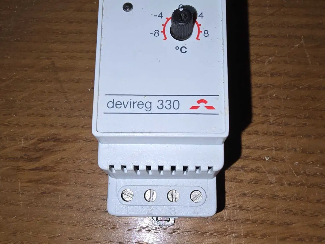 Billede 1 -  DEVIreg 330 Termostat , DIN