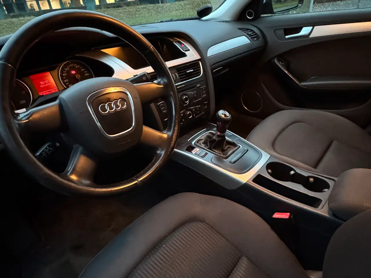 Billede 6 - Nysynet Audi a4 b8