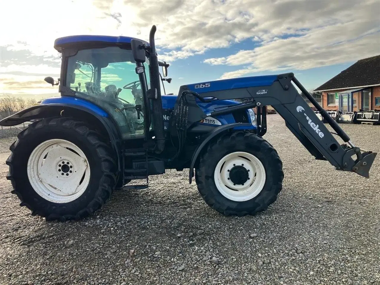 Billede 6 - New Holland TS115A med frontlæsser 16+16