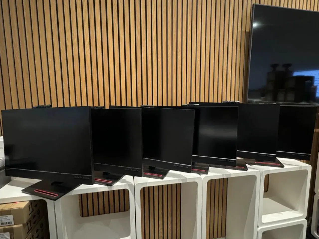 Billede 1 - 5 stks. Lenovo ThinkVision skærm T27hv-20 (62A9-GA