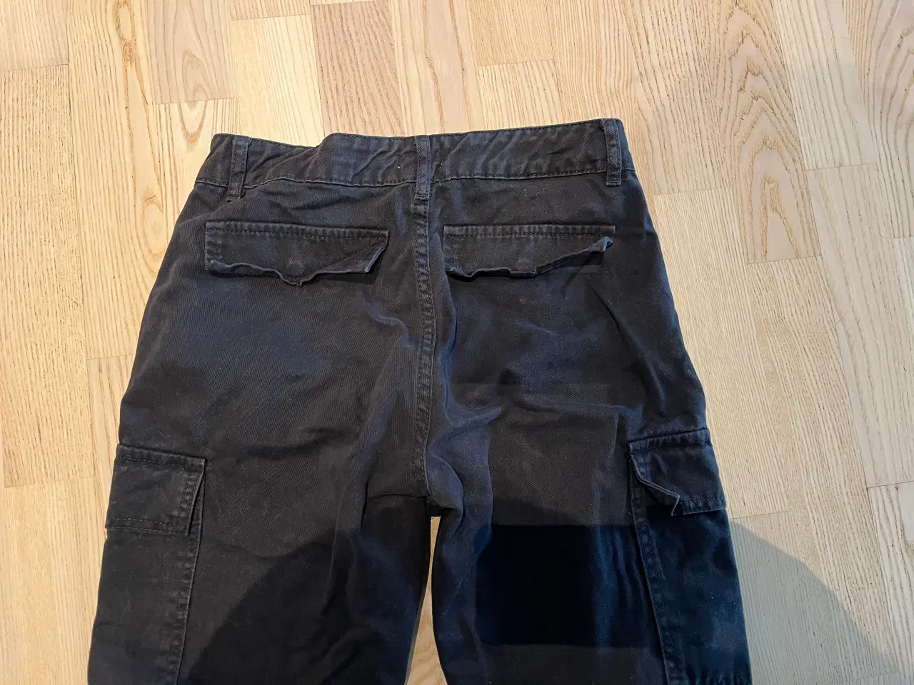 Billede 3 - Jeans med lommer