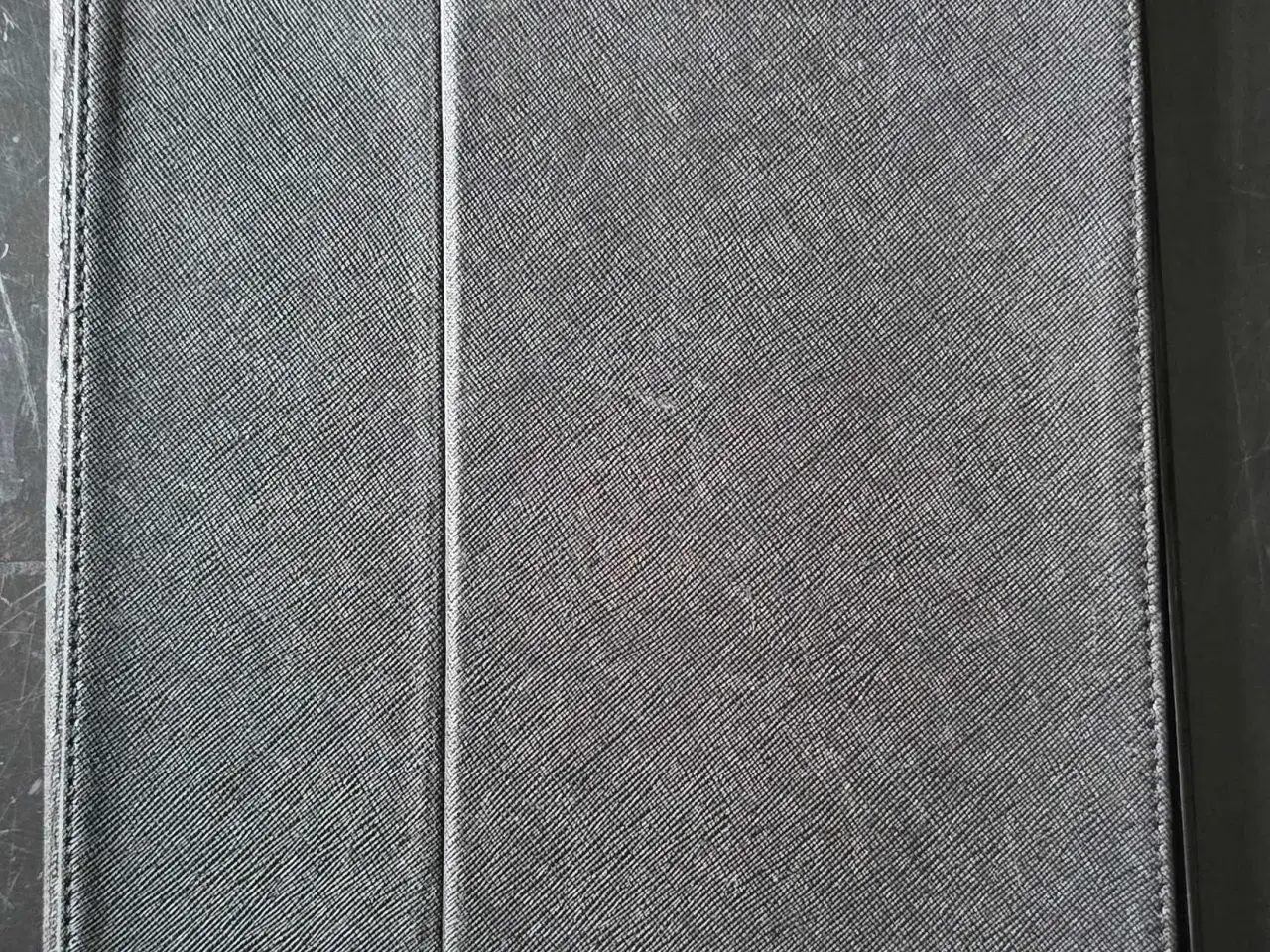 Billede 1 - Ipad Cover, mrk PURO