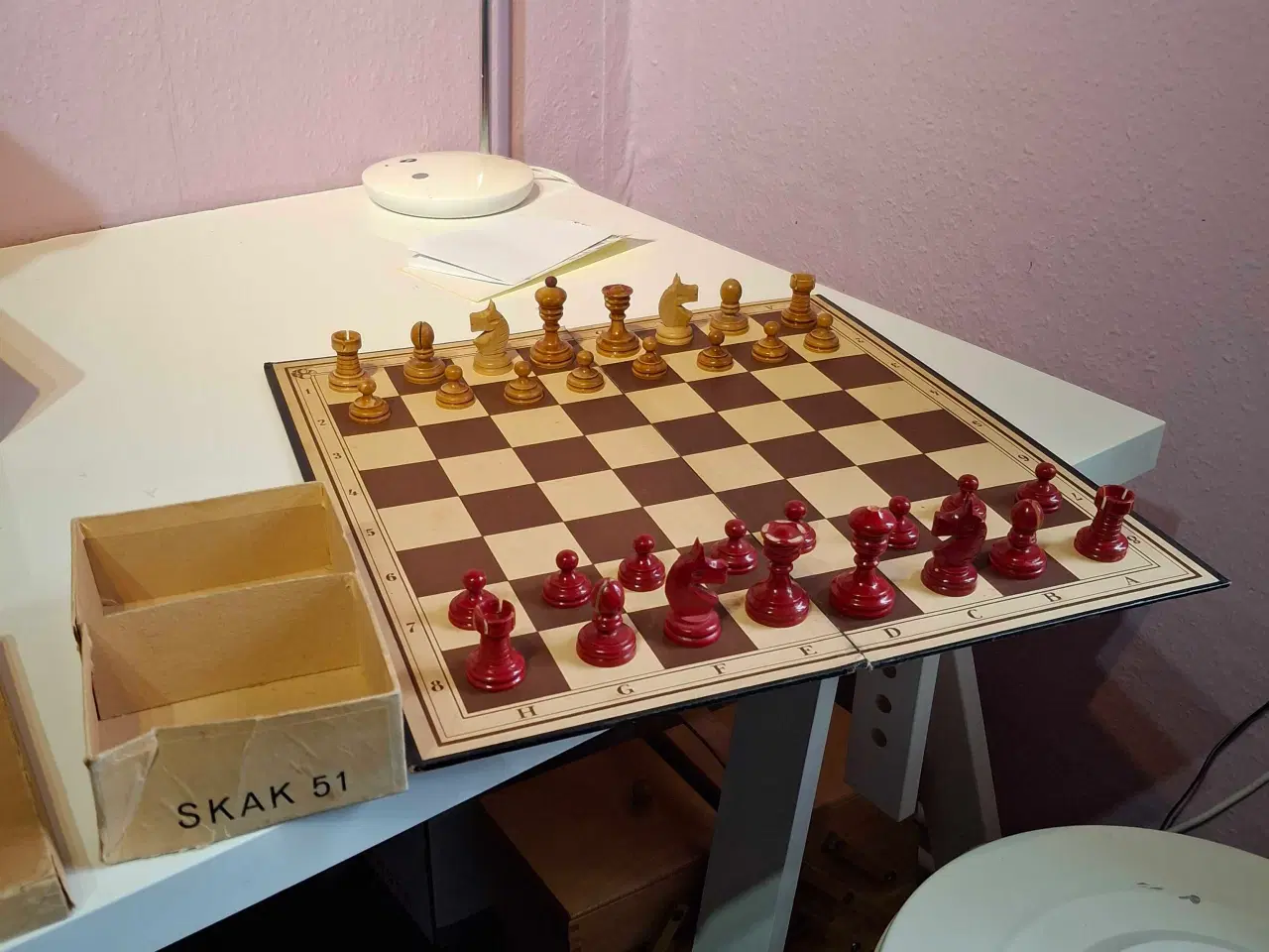 Billede 1 - Gammelt skakbræt i træ