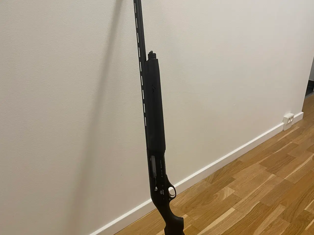 Billede 1 - Jagtgevær, halvautomat