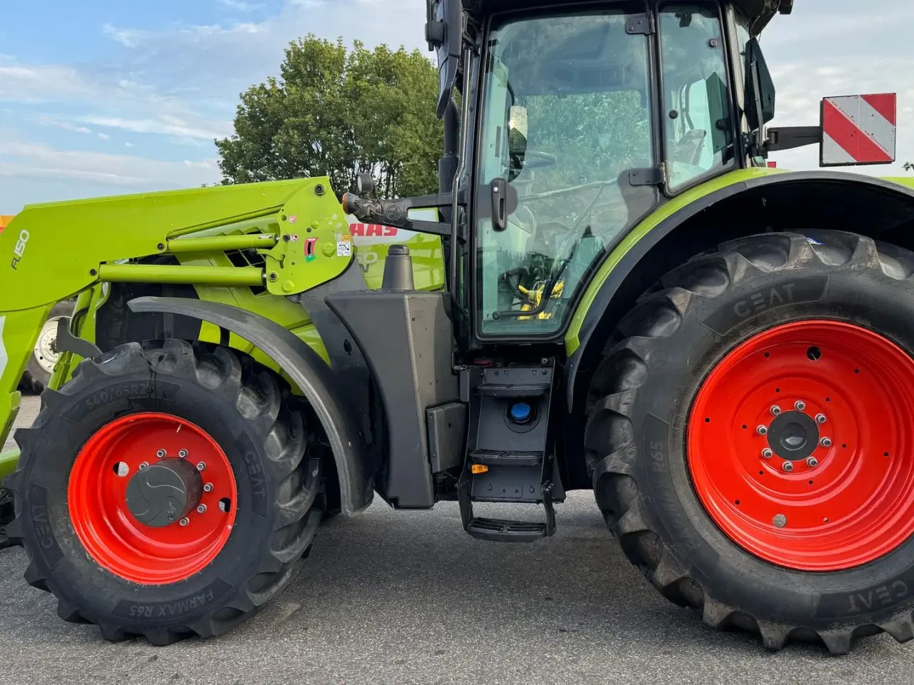 Billede 5 - CLAAS ARION 650 KUN 4600 TIMER OG FULD AFFJEDRING!