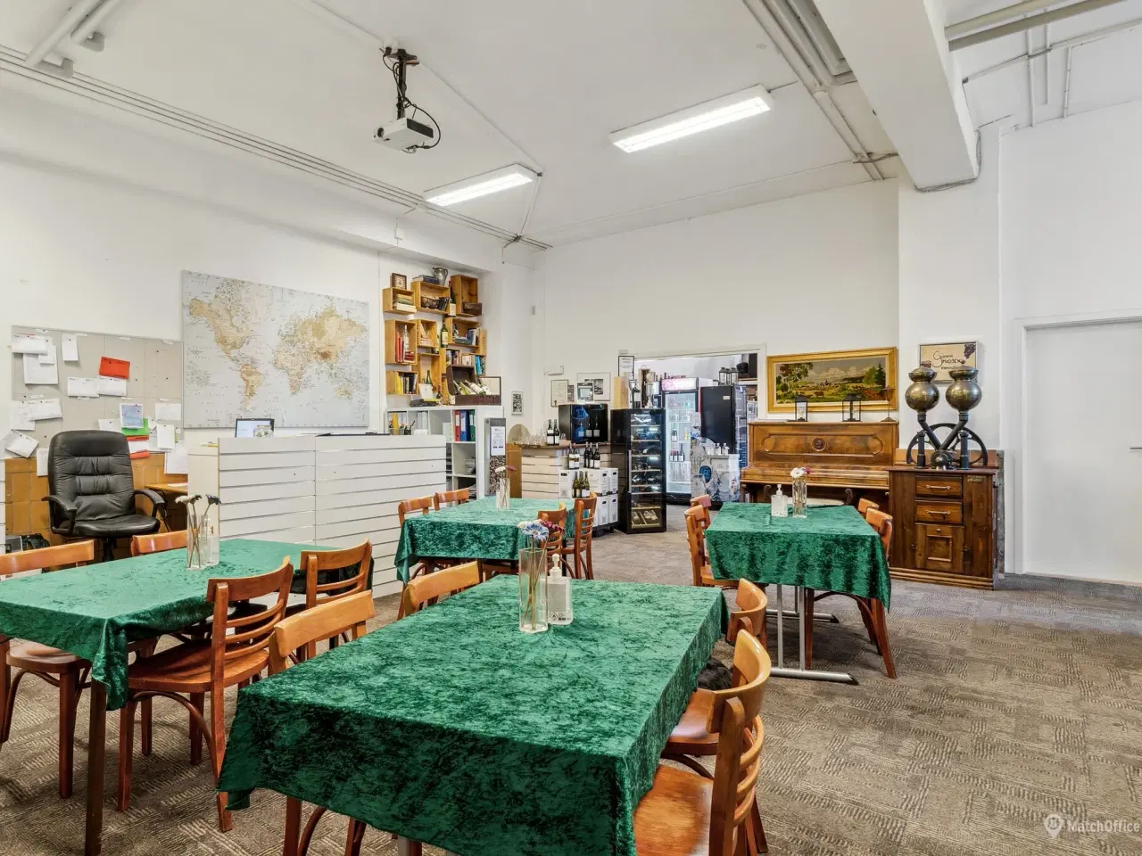 Billede 11 - Ideel til detailhandel og showroom med tilhørende kontor- og administration