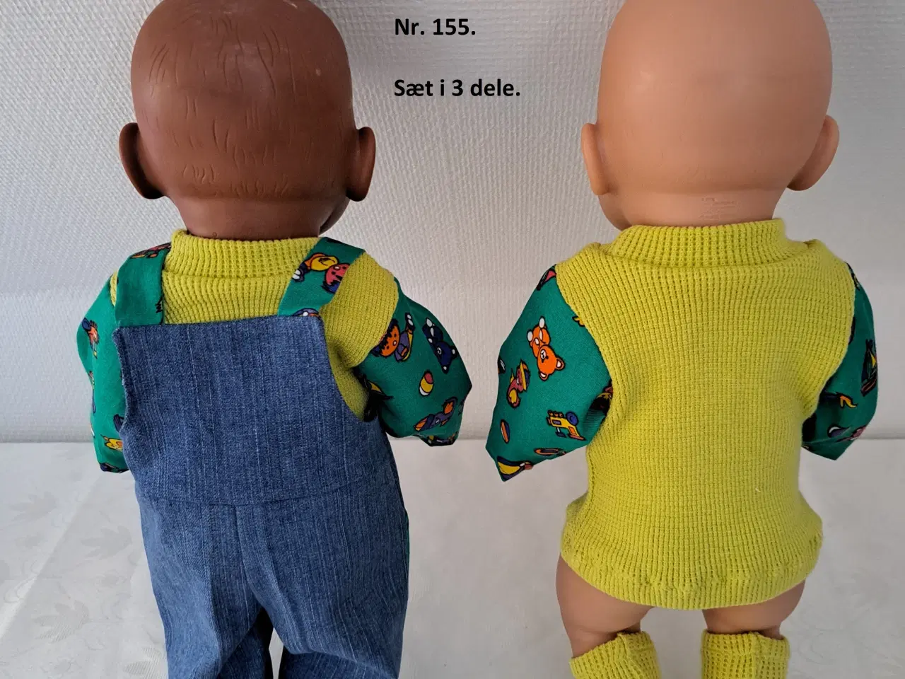 Billede 2 - Babyborn, Overall m.m. joggingsæt og sko.