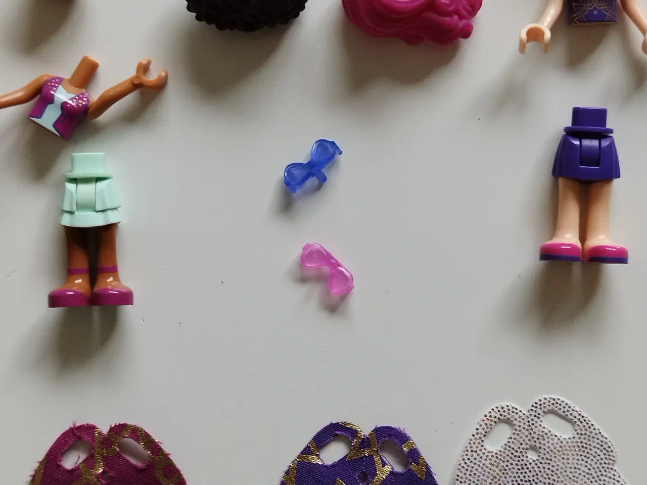 Billede 4 - Lego Friends 41135 Livis popstjernehus med æske