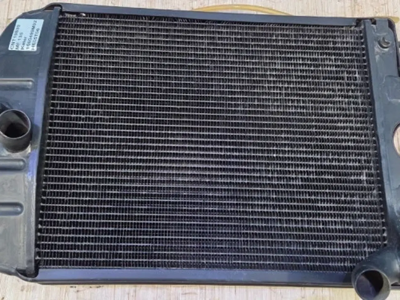 Billede 14 - Massey Ferguson 135 Køler 1660499M92