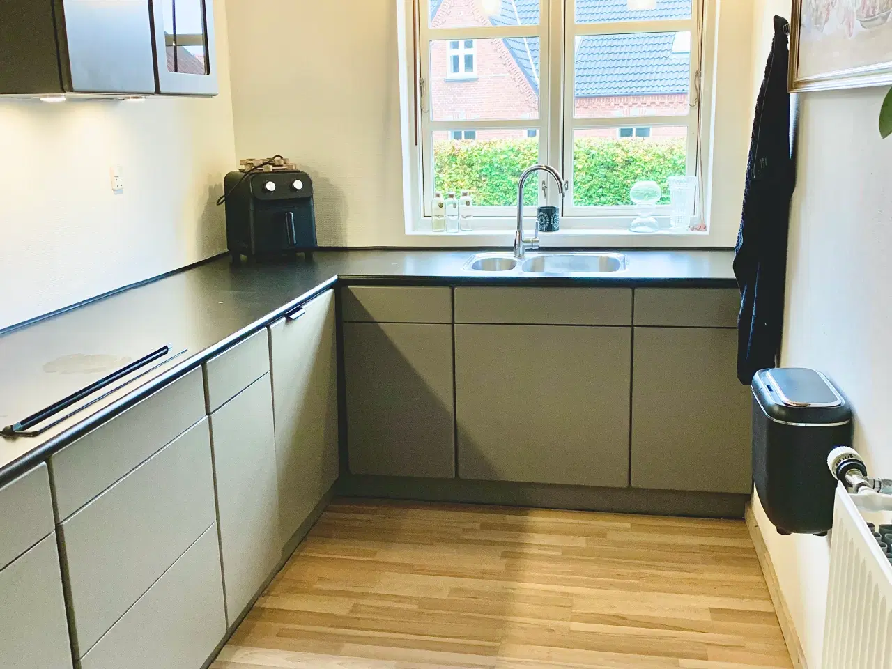 Billede 4 - Hus i fredelige omgivelser