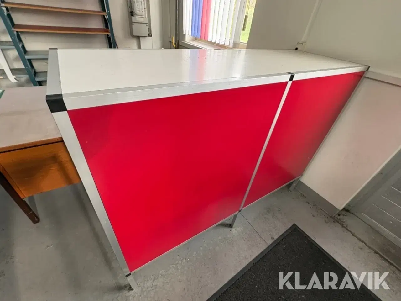 Billede 11 - Skrivebord, disk og rullebord