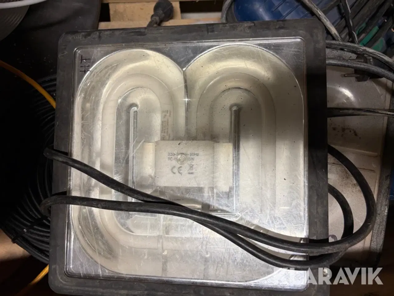 Billede 5 - Diverse tasker, lamper og ledninger 3 tasker, 3 lamper og 4 ledninger