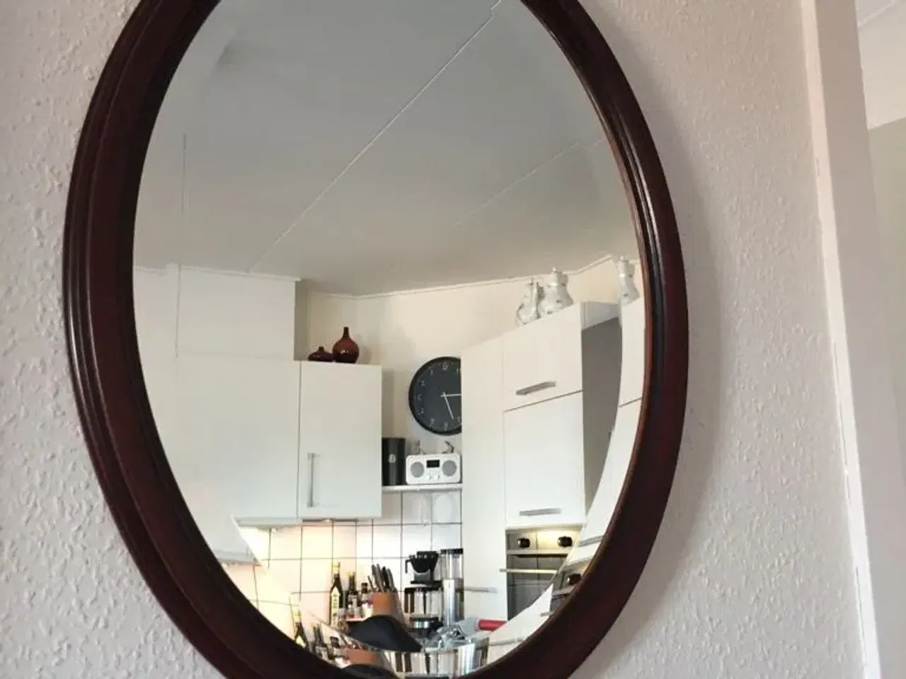 Billede 2 - Konsolbord og spejl - lakeret brun