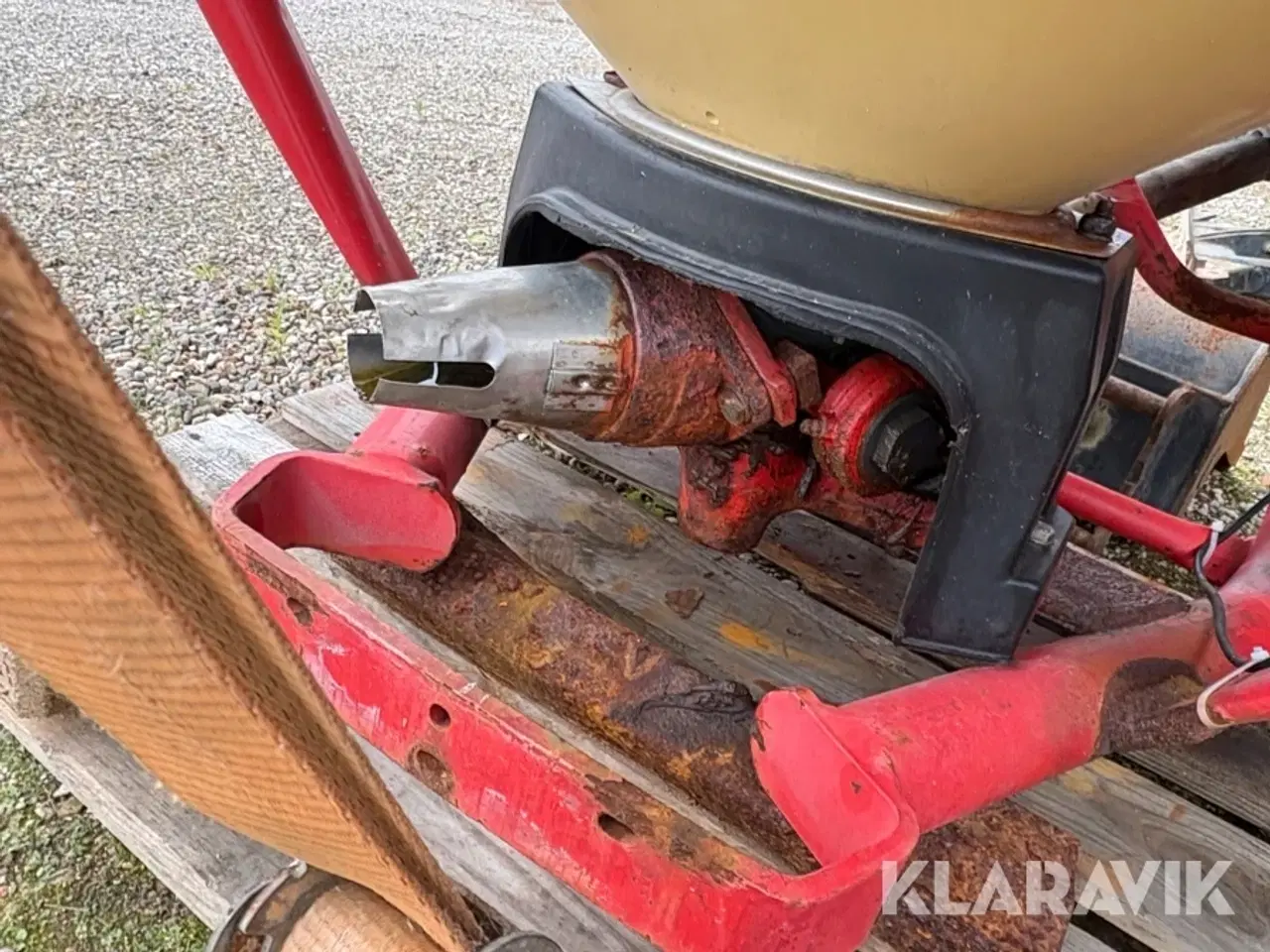 Billede 8 - Saltspreder Vicon PS04 til traktor eller lignende