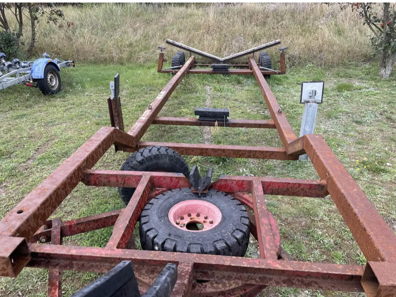 Billede 6 - bådvogn står i Ebeltoft 