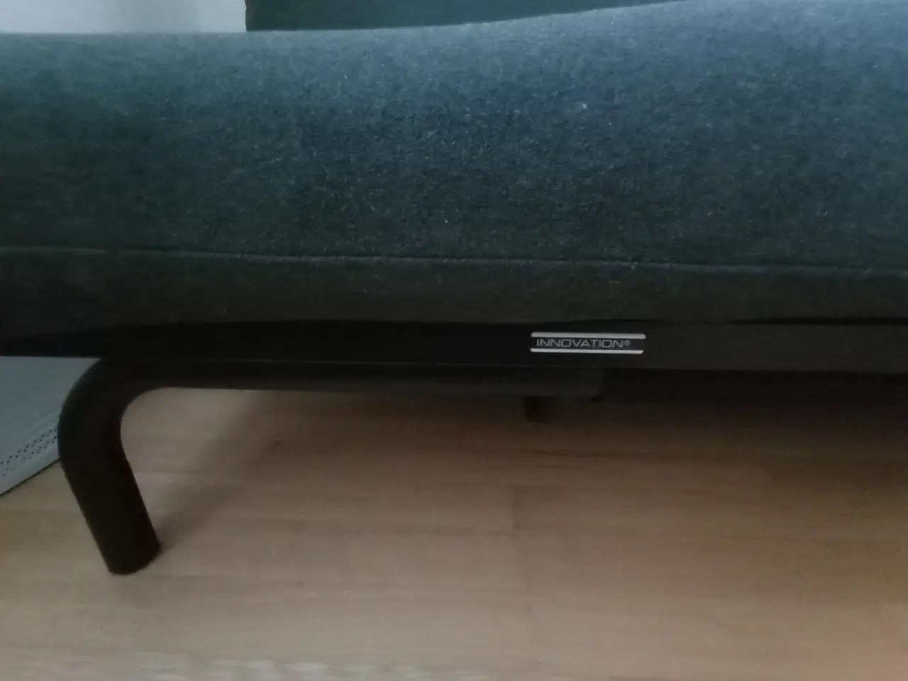 Billede 2 - Sovesofa+ny pude+dyne ialt 1150 kr 