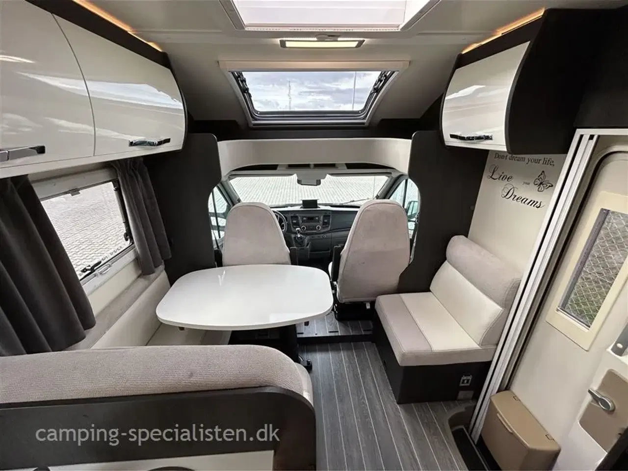 Billede 8 - 2020 - Rollerteam Kronos   Rollerteam 284 P model 2020 kan nu ses hos Camping-Specialisten.dk