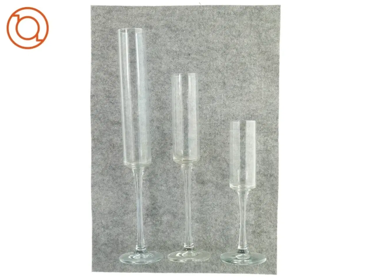 Billede 1 - Glas / vaser 3 stk. (str. 50 x 10 og 41 X 10 og 31 x 10 cm)