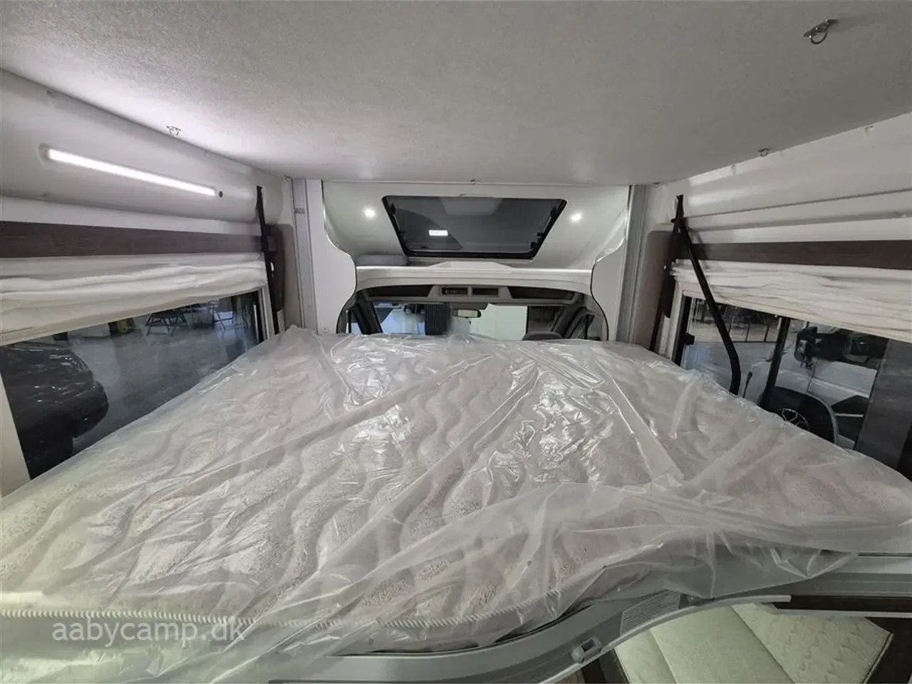 Billede 8 - 2026 - Benimar Tessoro 488 Top udstyret Benimar