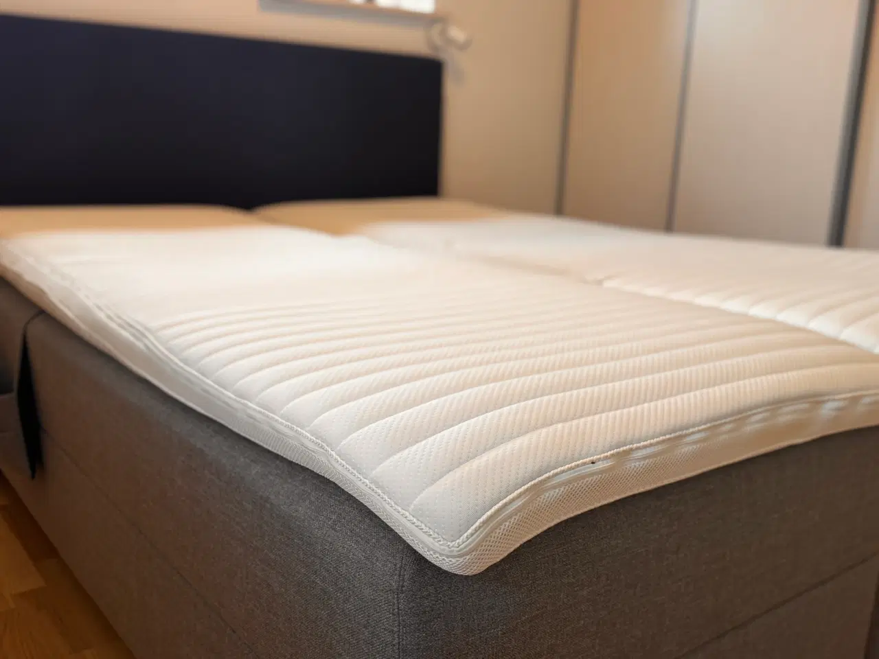 Billede 2 - Viva Lux Hybrid box elevation seng og top madras