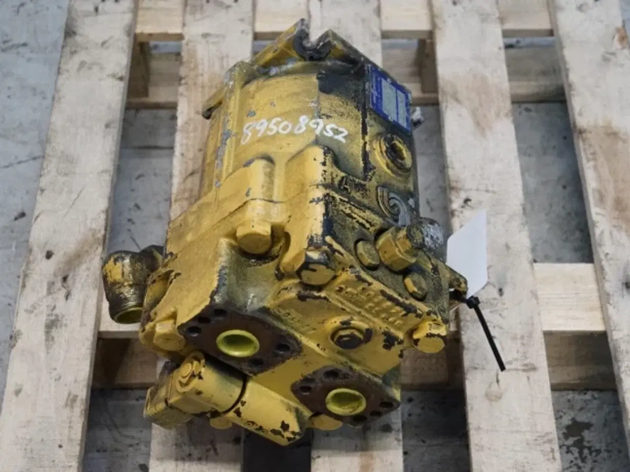 Billede 13 - New Holland TX68 Hydrostatmotor 89508952