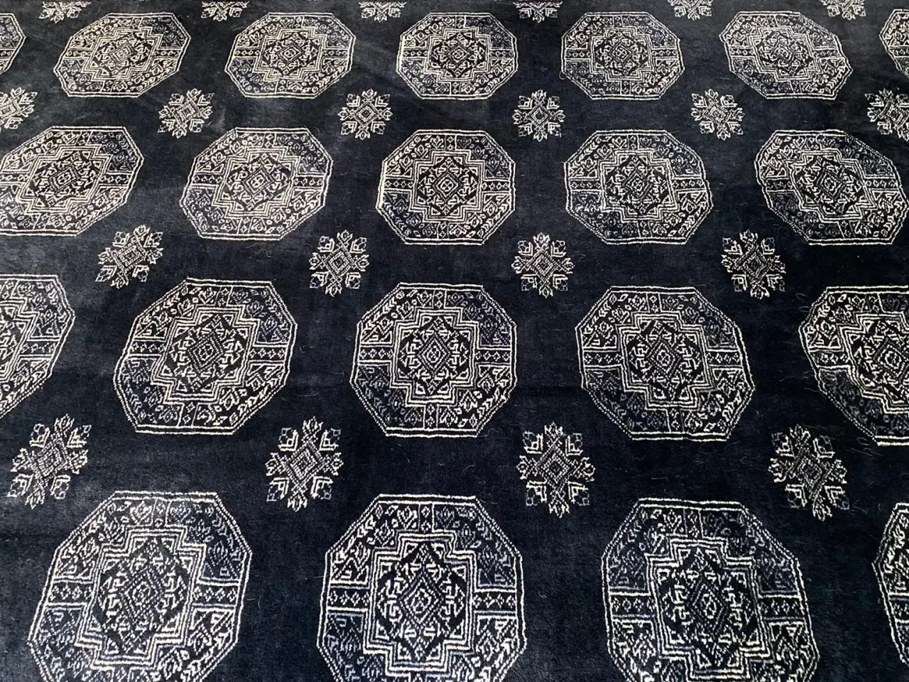 Billede 3 - Orientalsk tæppe, pakistansk håndvævet 