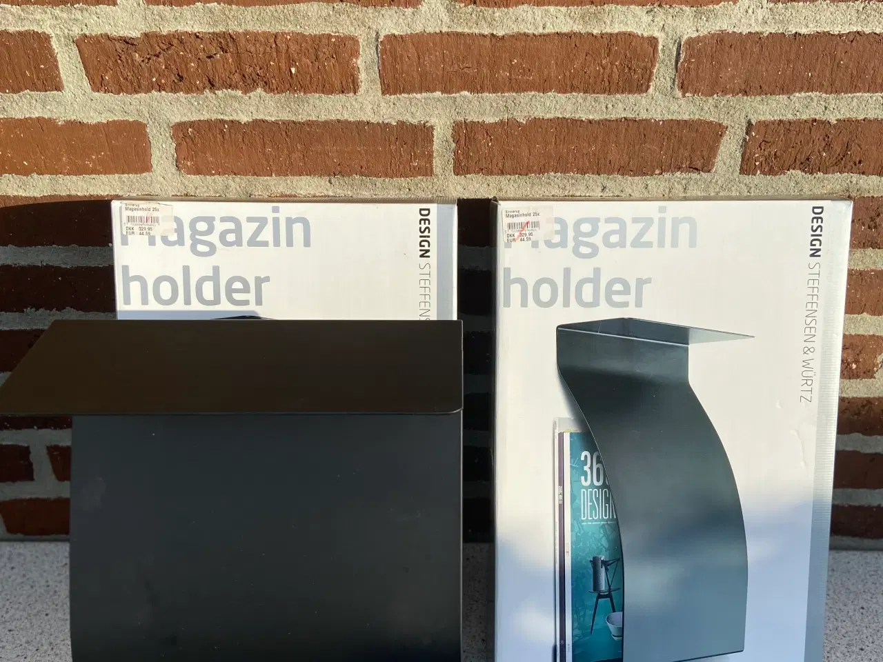 Billede 1 - 2 sorte Magazin holder