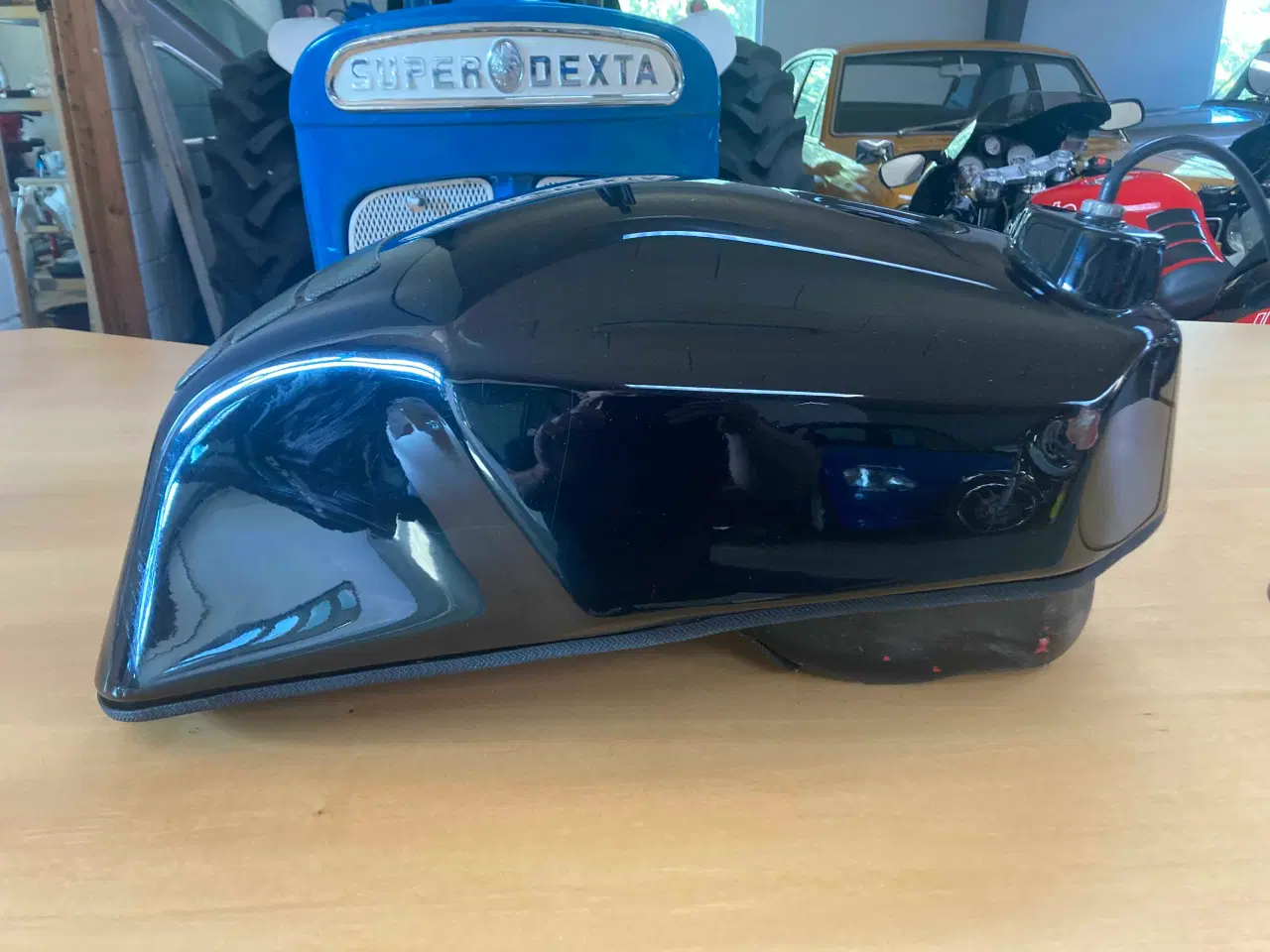 Billede 4 - Suzuki GSXR 750 1986 Tank