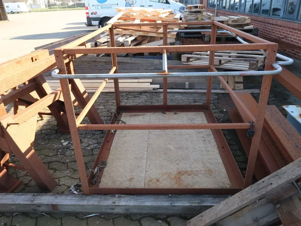 Billede 1 - Mandskabskurv