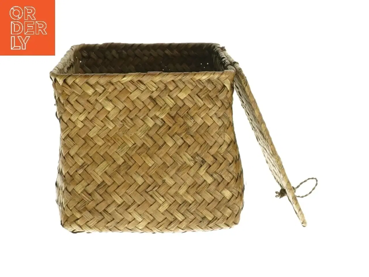 Billede 2 - Flettet opbevaringskurv med låg (str. 11x17x13 cm)