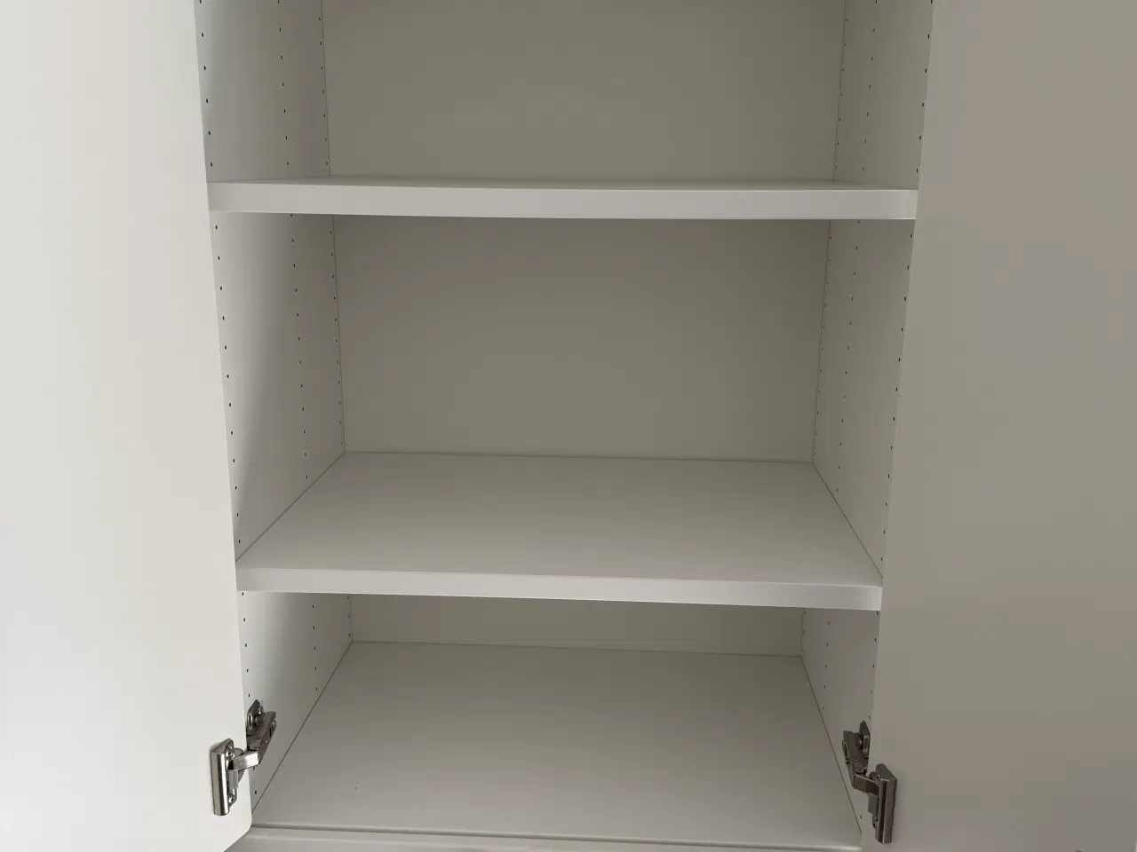 Billede 2 - Klædeskab “småstad/platsa” IKEA