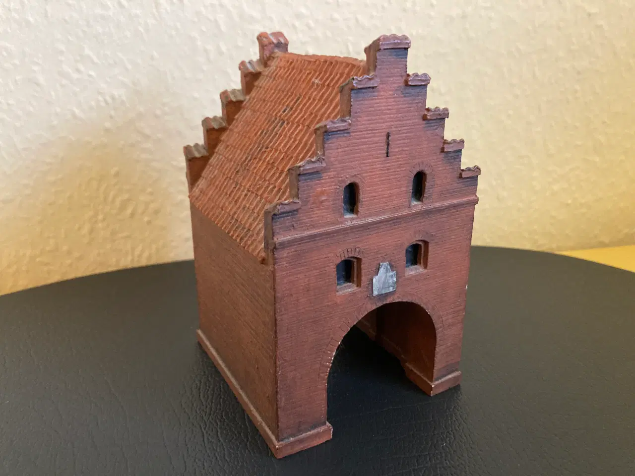 Billede 1 - Fåborg Byport (Trip Trap model) sælges