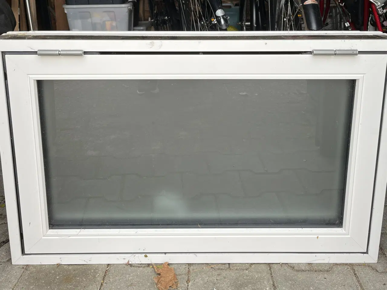 Billede 1 -   Nyt Tophængt Badeværelsesvindue i Træ/Alu