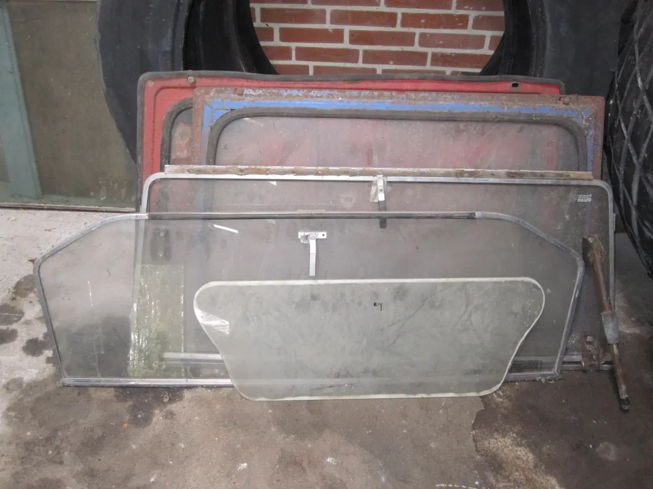 Billede 1 - 3 stk. bagruder til traktor