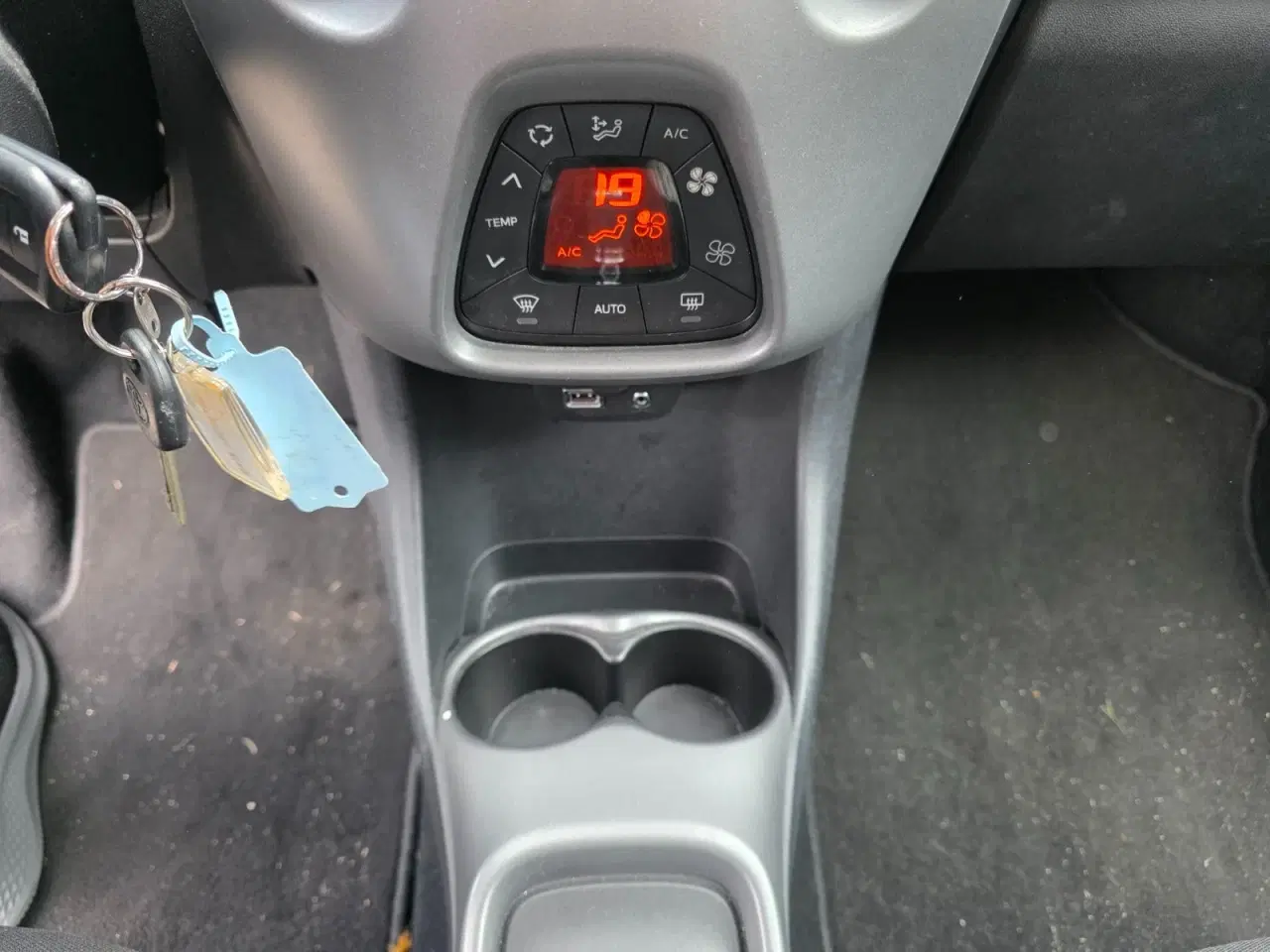 Billede 13 - Toyota Aygo 1,0 VVT-i x-play x-shift