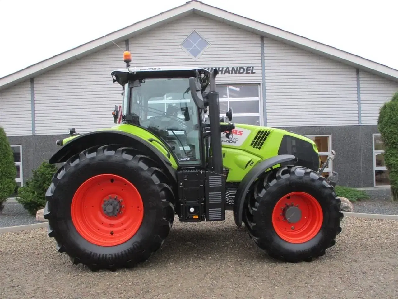 Billede 17 - CLAAS AXION 870 CMATIC med frontlift og front PTO, GPS ready