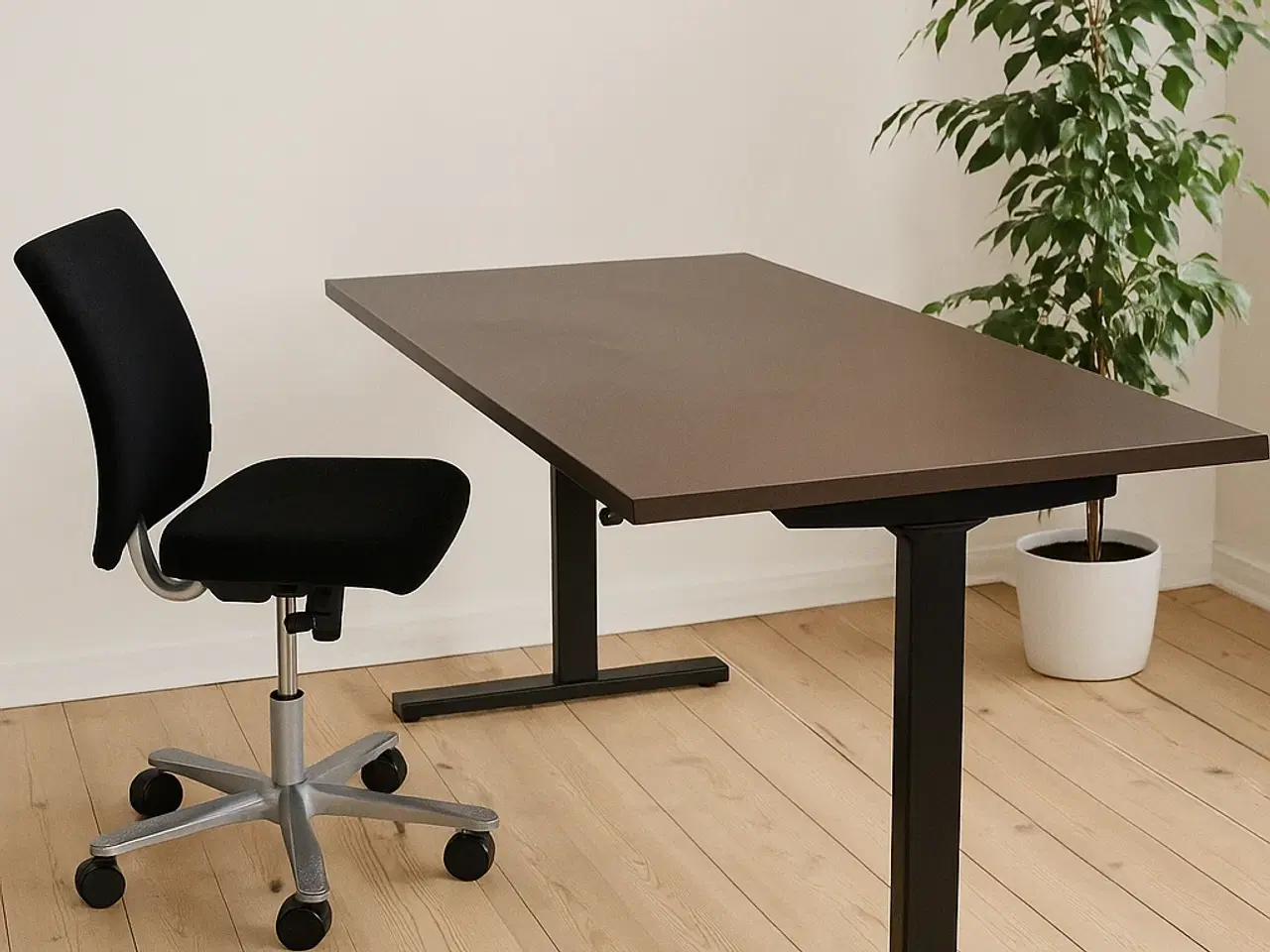 Billede 2 - 160x80 - Hæve/sænkebord - Linak
