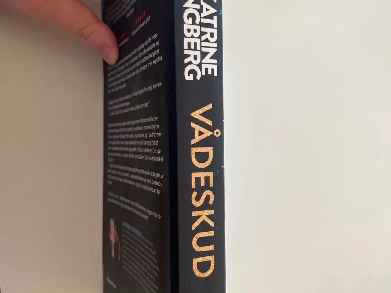 Billede 3 - Vådeskud af Katrine Engberg