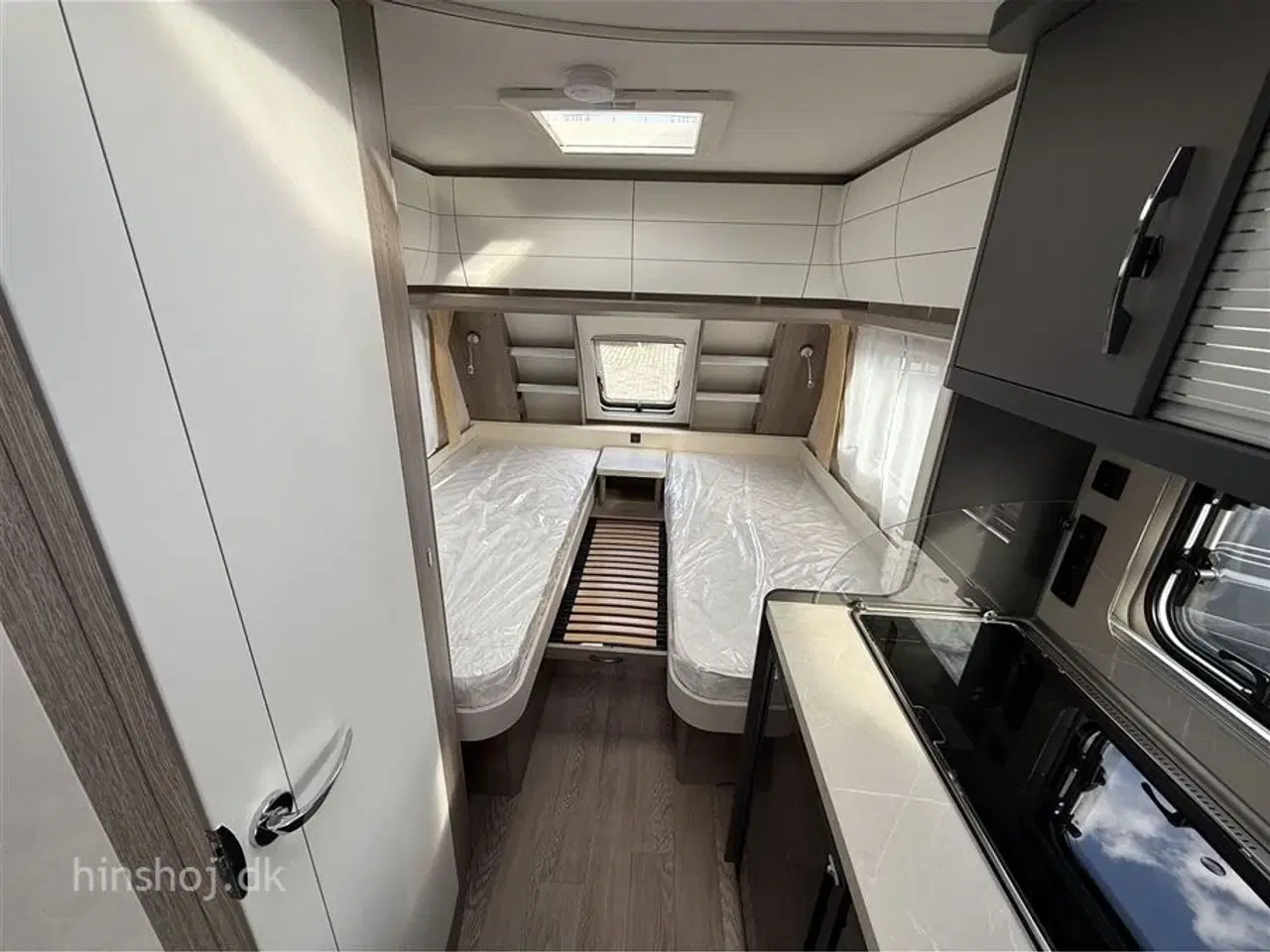 Billede 9 - 2026 - Hobby On Tour 460 DL   Dejlig rejsevogn med enkelsenge fra Hinshøj Caravan
