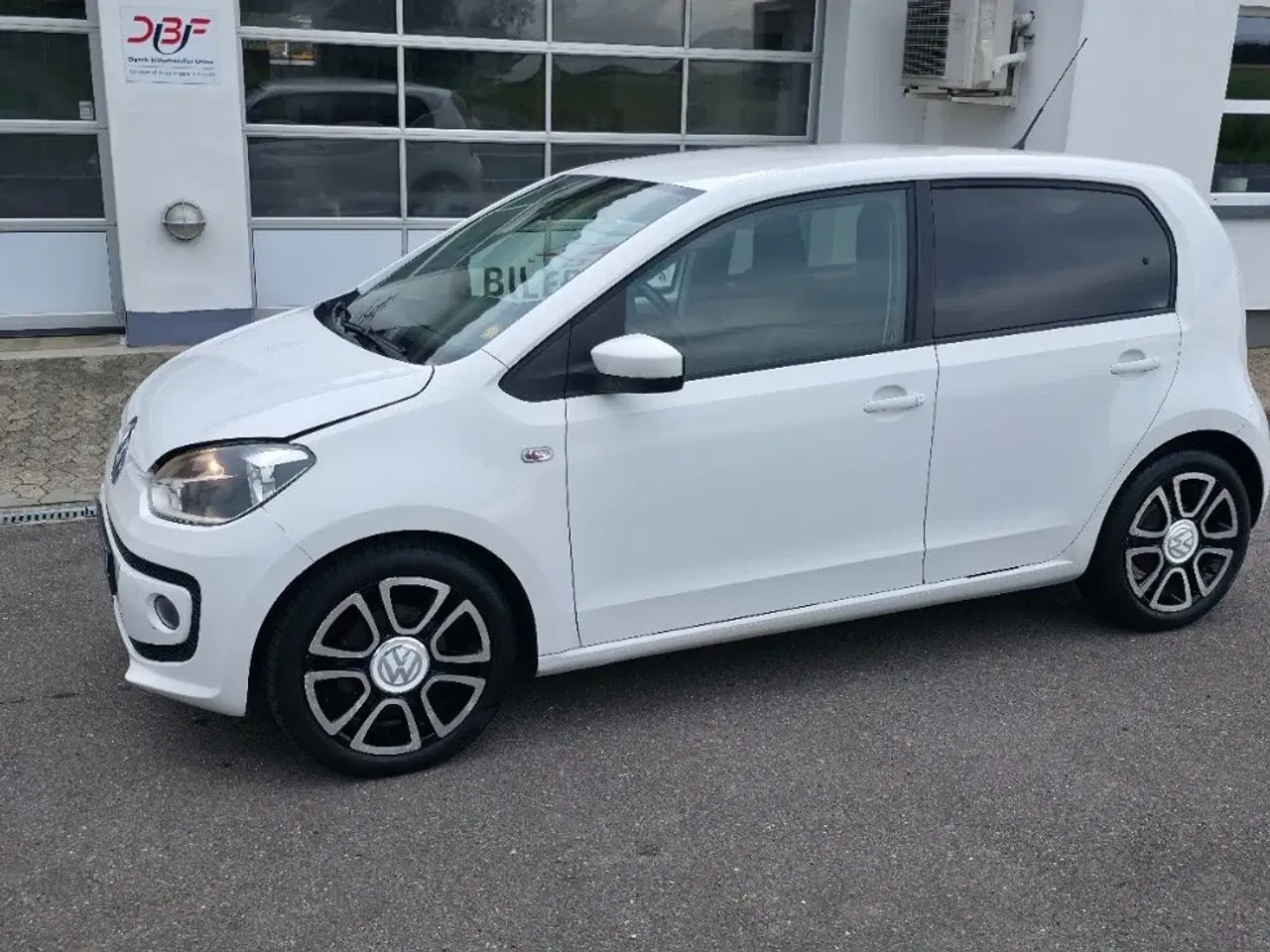 Billede 1 - VW Up! 1,0 75 High Up!