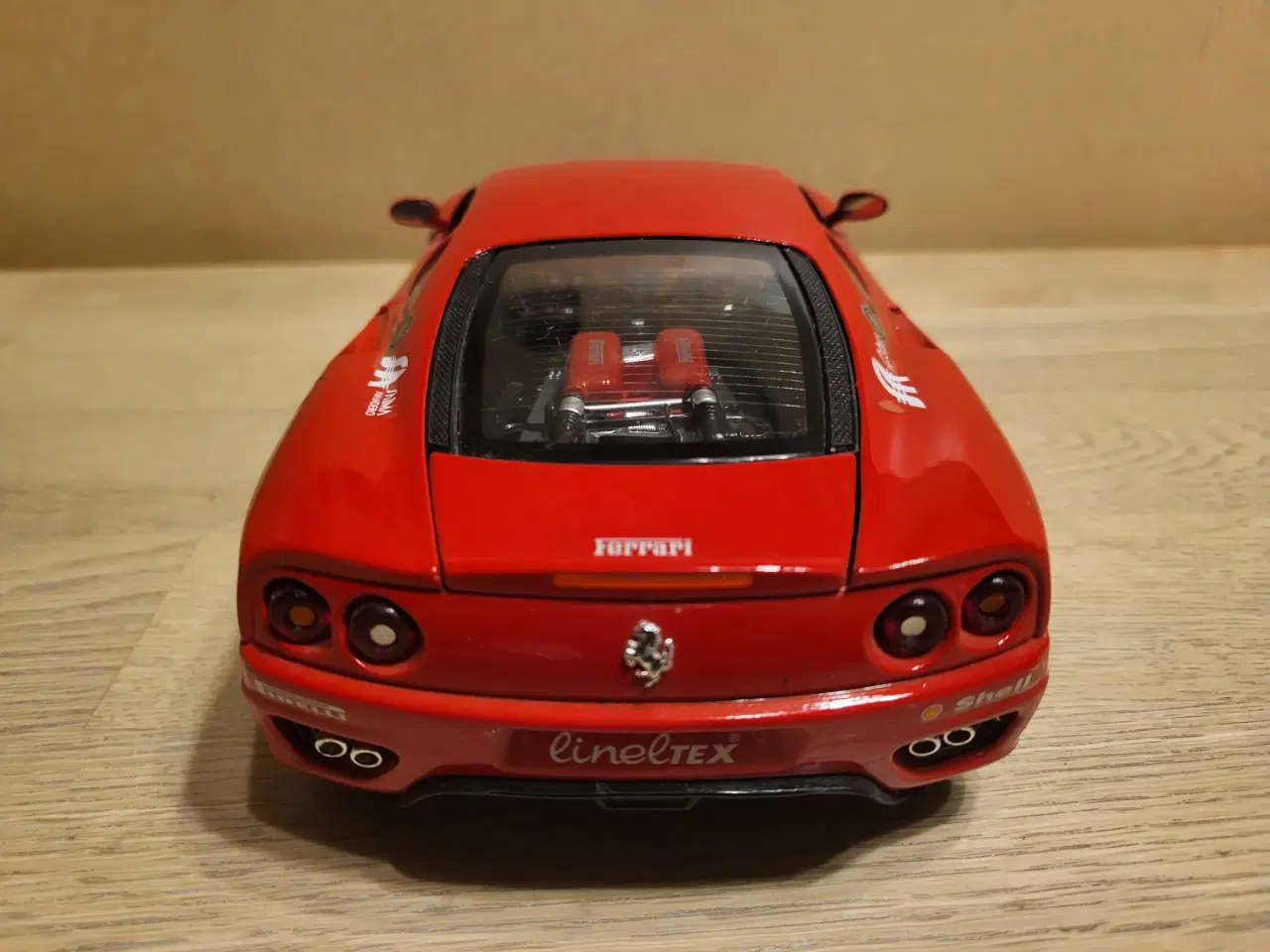 Billede 4 - Modelbil. FERRARI-360 MODENA 1999. Skala 1/18.