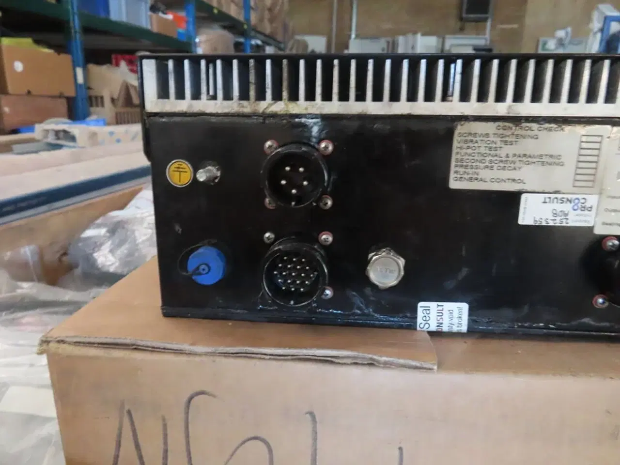 Billede 10 - Palle med diverse opladere, kabler mv.