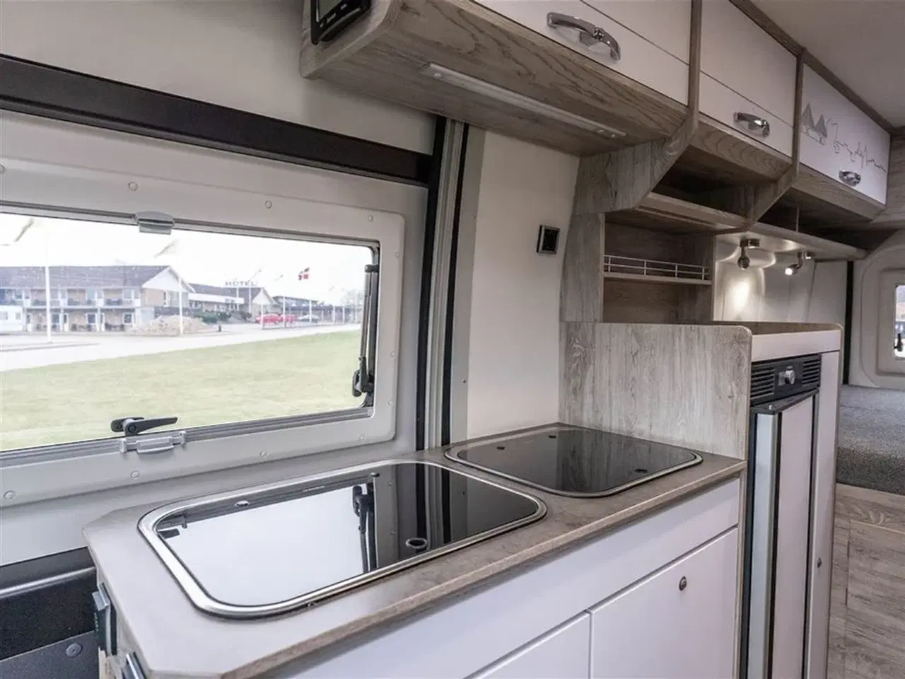 Billede 5 - 2021 - Bravia 599 140 Hk Usædvanlig høj kvalitet og et flot design fyldt med ekstraudstyr