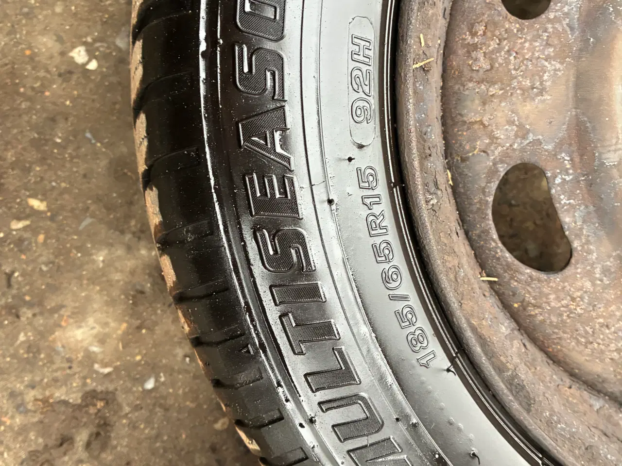 Billede 3 - Citroen hjulsæt med helårsdæk